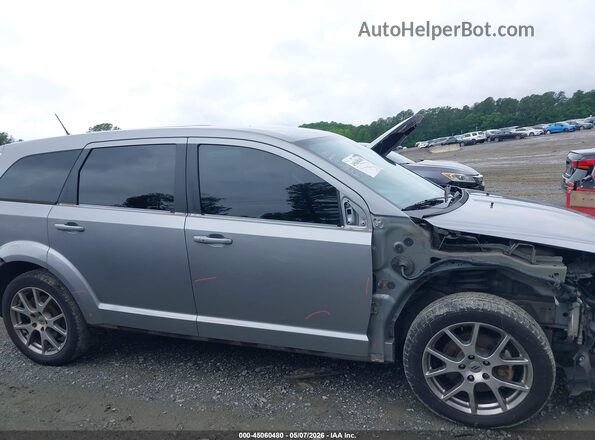 3C4PDCEG8JT346828 2018 DODGE JOURNEY Silver Rear interior view