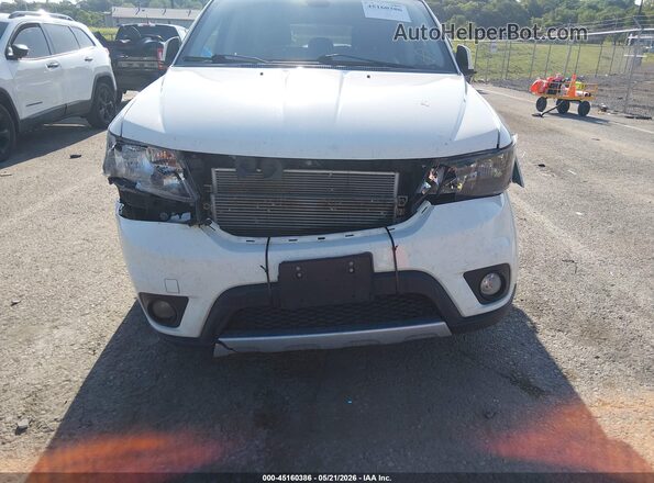 3C4PDDEG0KT720131 2019 DODGE JOURNEY White Widok z przodu