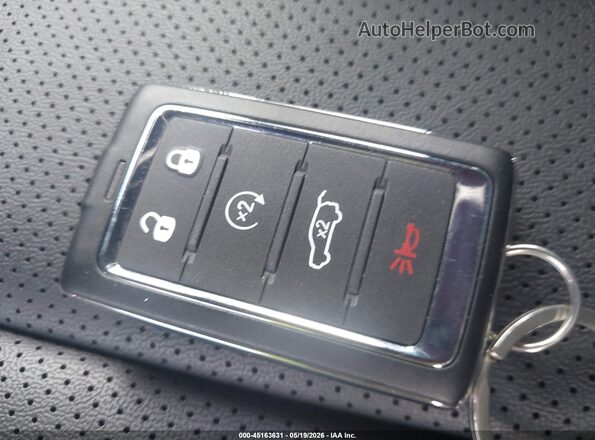 3C4PJMB22TT197102 2026 JEEP CHEROKEE Red Вид панелі приладів