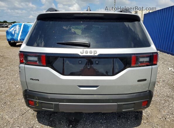 3C4PJMC28TT228738 2026 JEEP CHEROKEE Серебряный Вид сзади