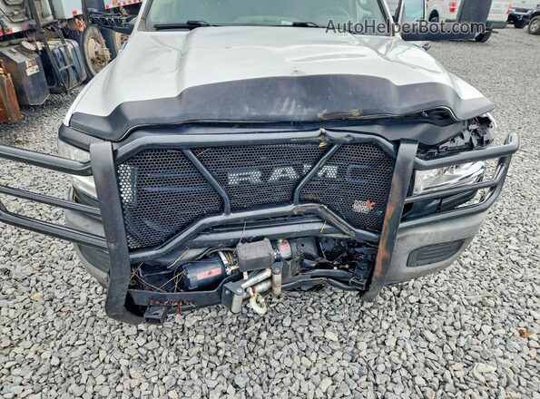 3C63R3GL1KG725794 2019 RAM 3500 White 