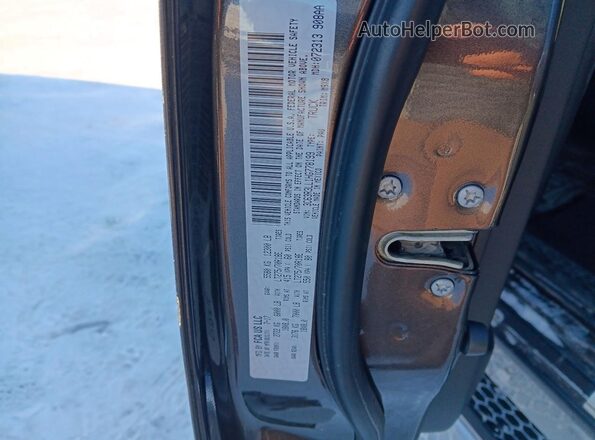 3C63R3LL1HG778199 2017 RAM 3500 Black Engine compartment view