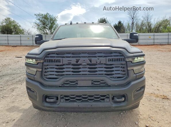 3C63RRGL2TG238608 2026 RAM 3500 Charcoal წინა ხედი