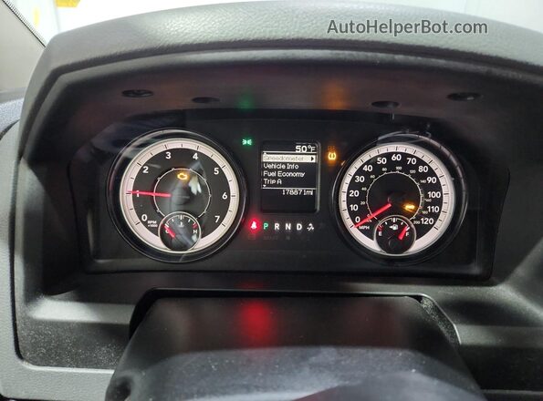 3C6JR7DG7KG588818 2019 RAM 1500 White 