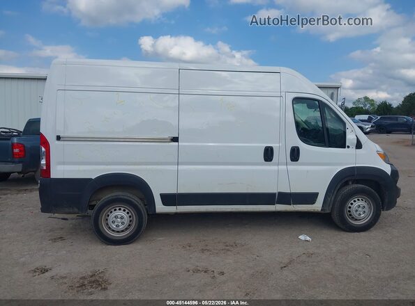 3C6LRVCG8RE153200 2024 RAM PROMASTER 2500 White Вид задньої частини салону