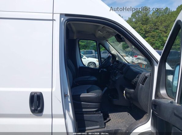 3C6LRVDG2SE507538 2025 RAM PROMASTER 2500 White Vista interior delantera