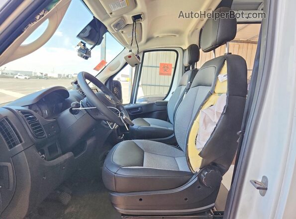 3C6LRVDG3TE154101 2026 RAM PROMASTER White Սալոնի դիմացի տեսք