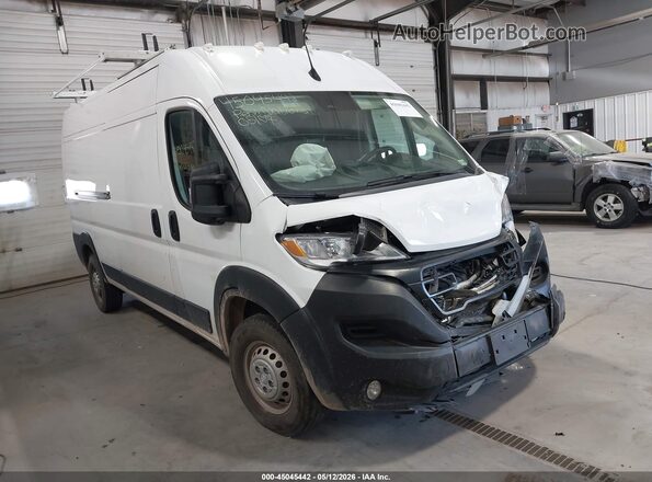 3C6LRVDG4RE138157 2024 RAM PROMASTER 2500 White Rear interior view