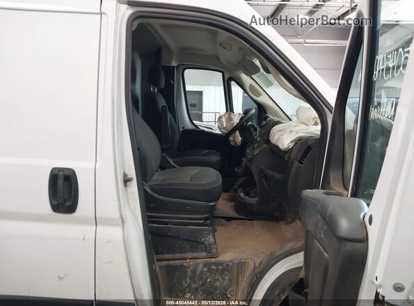 3C6LRVDG4RE138157 2024 RAM PROMASTER 2500 White Front interior view