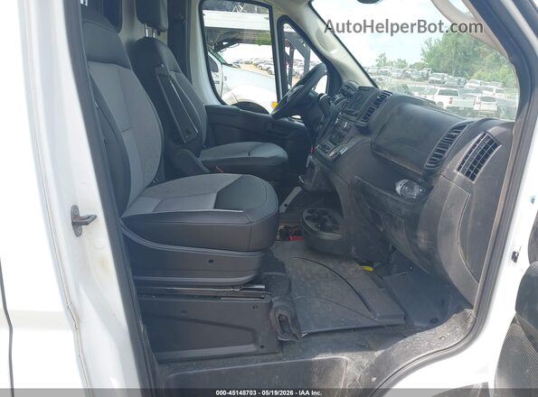 3C6LRVDG4TE180318 2026 RAM PROMASTER 2500 White Vista interior delantera