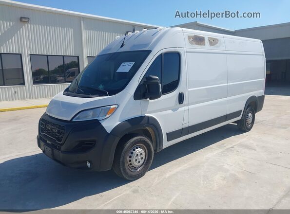 3C6LRVDG8RE102715 2024 RAM PROMASTER 2500 White Vista tres cuartos delantera izquierda