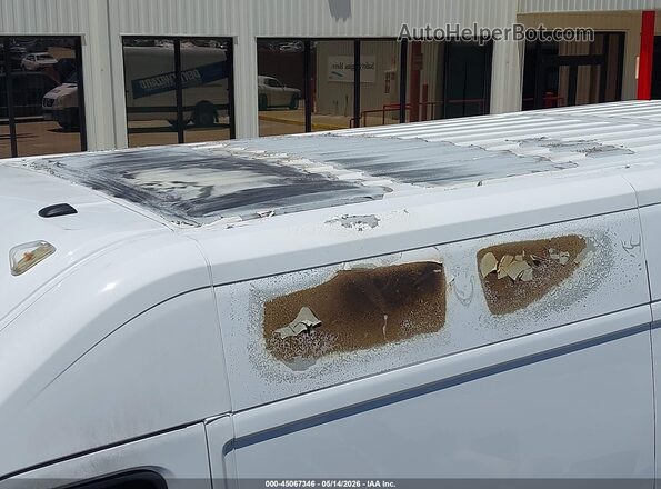 3C6LRVDG8RE102715 2024 RAM PROMASTER 2500 White Vista interior trasera