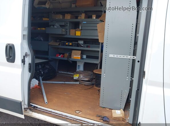 3C6LRVDG8RE117229 2024 RAM PROMASTER 2500 White VIN კოდის სტიკერის ხედი