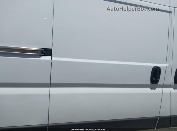 3C6LRVDG9PE589386 2023 RAM PROMASTER 2500 White უკანა სალონის ხედი
