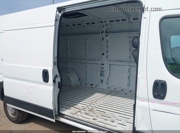 3C6LRVDGXRE132296 2024 RAM PROMASTER 2500 White 