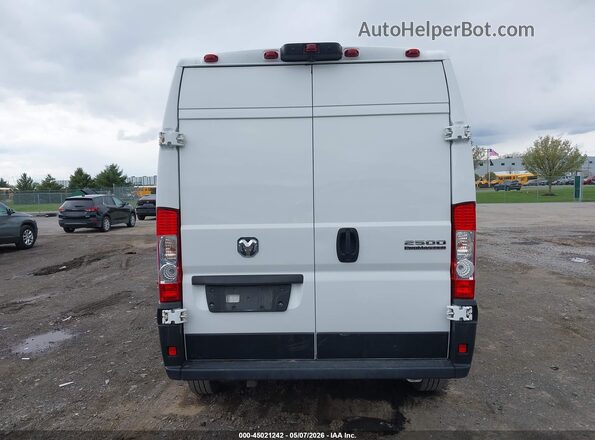 3C6LRVDGXRE139989 2024 RAM PROMASTER 2500 Белый 