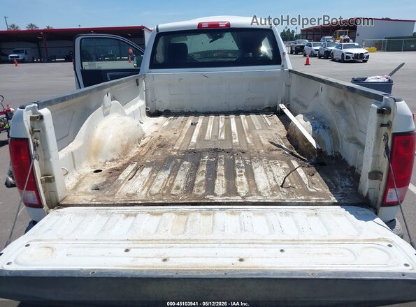 3C6MR5AL9HG763565 2017 RAM 2500 White Widok naklejki z numerem VIN