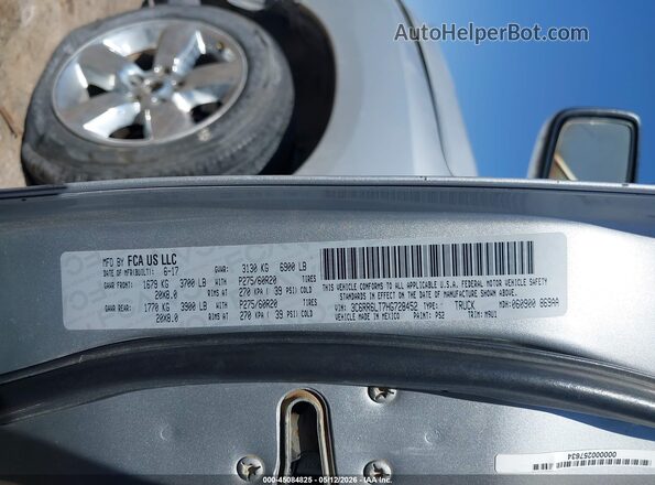 3C6RR6LT7HG728452 2017 RAM 1500 Silver Widok komory silnika