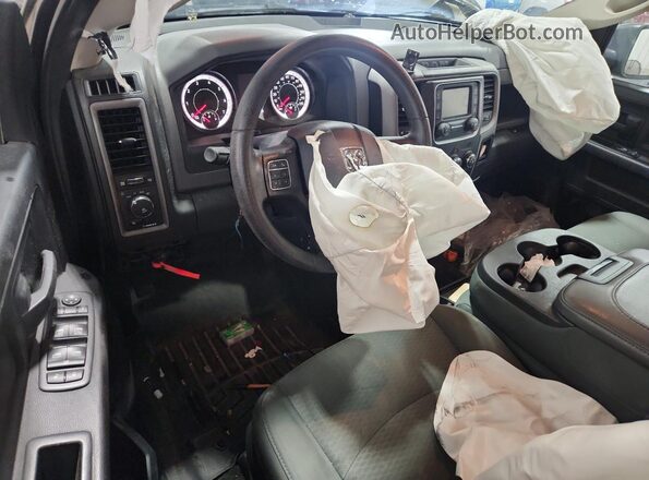 3C6RR7KT4GG201698 2016 RAM 1500 Черный 