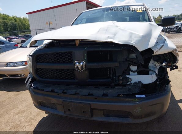 3C6RR7KT5GG174530 2016 RAM 1500 White Instrument cluster view