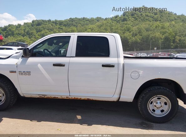 3C6RR7KT5GG174530 2016 RAM 1500 White 360 interior view