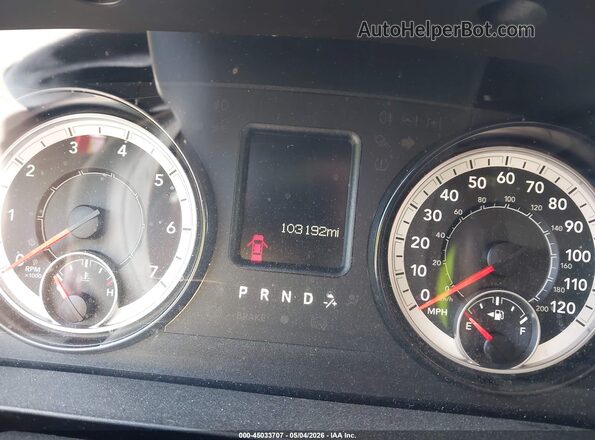 3C6RR7KT5GG345230 2016 RAM 1500 Red 