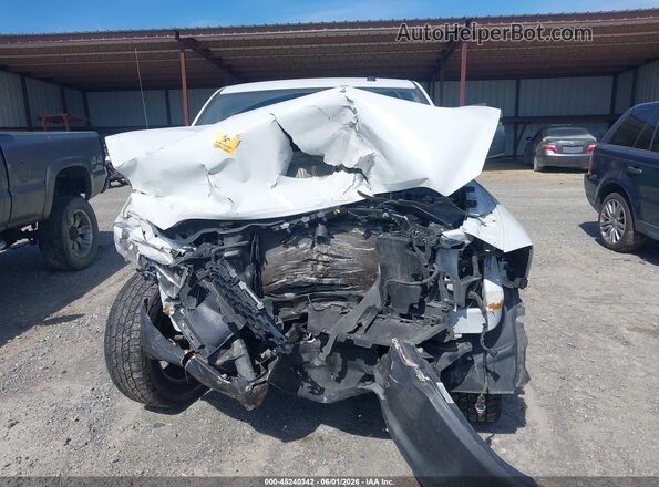 3C6RR7KT5NG285236 2022 RAM 1500 CLASSIC White Vista frontal