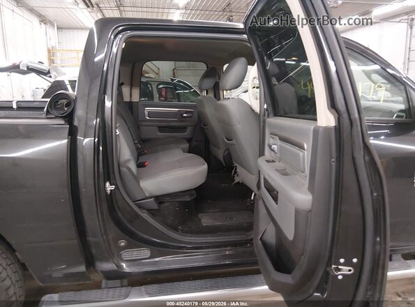 3C6RR7LT0HG761475 2017 RAM 1500 Black Vista de la etiqueta del VIN