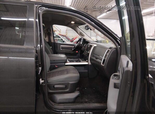 3C6RR7LT0HG761475 2017 RAM 1500 Black Vista interior delantera