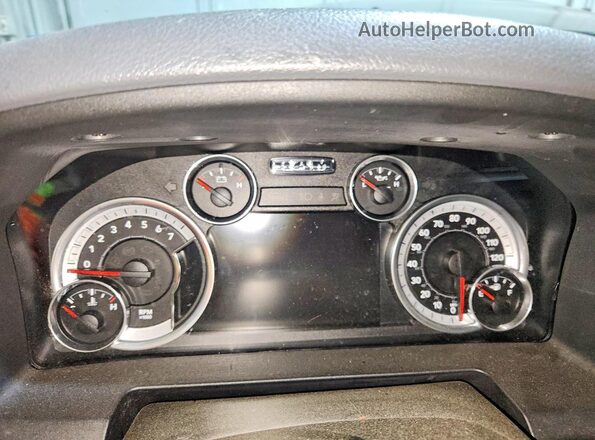 3C6RR7LT5GG195327 2016 RAM 1500 Black Instrument cluster view