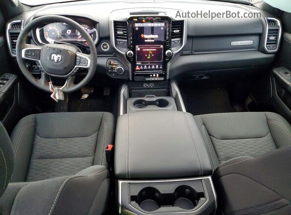 3C6SRFFPXT4151765 2026 RAM 1500 Silver Dashboard view
