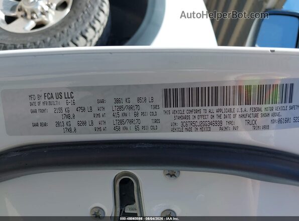 3C6TR5CJ2GG346939 2016 RAM 2500 White Widok komory silnika