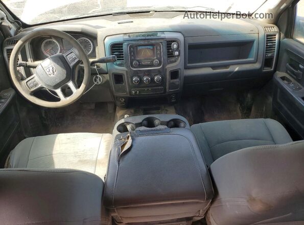 3C6TR5HT8JG204841 2018 RAM 2500 White Vista del salpicadero