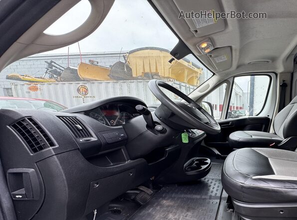 3C6TRVCG7KE562875 2019 RAM PROMASTER 2500 White Widok wnętrza z przodu