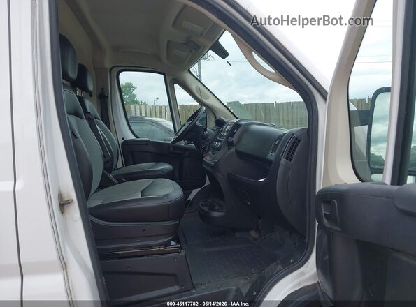 3C6TRVCG9KE506422 2019 RAM PROMASTER 2500 Белый Вид салона спереди