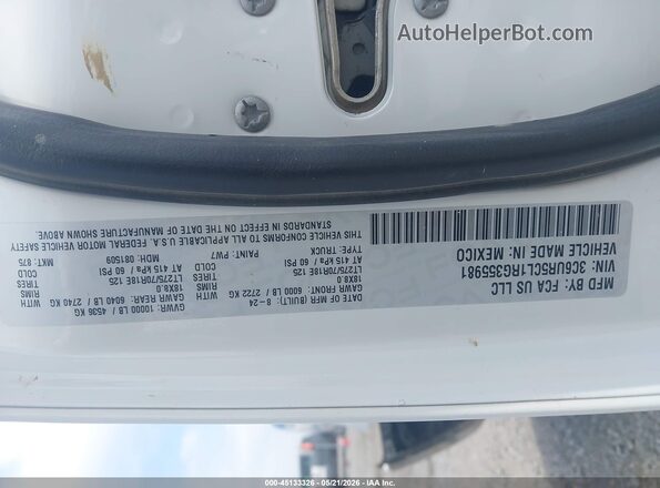 3C6UR5CL1RG355981 2024 RAM 2500 White Շարժիչի բաժամունքի տեսք