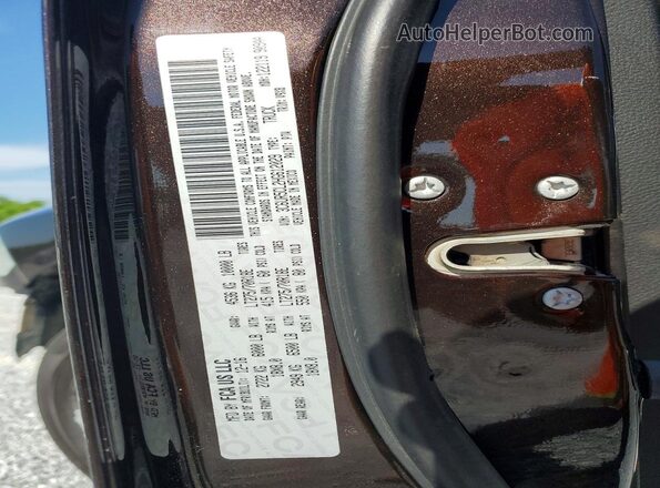 3C6UR5CL2HG612029 2017 RAM 2500 Brown Engine compartment view