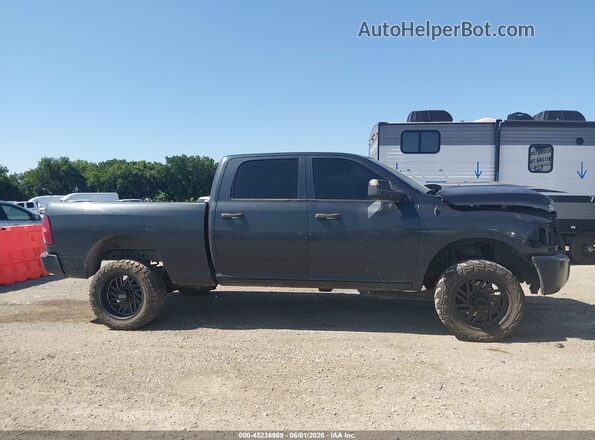 3C6UR5CL2HG732557 2017 RAM 2500 Черный Вид панели приборов