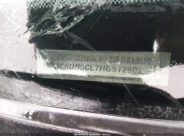 3C6UR5CL7HG612902 2017 RAM 2500 Черный Вид подкапотного пространства