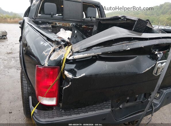 3C6UR5CL7HG612902 2017 RAM 2500 Черный Вид задней части салона