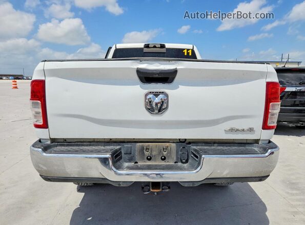3C6UR5CL7RG114992 2024 RAM 2500 White Вид ззаду