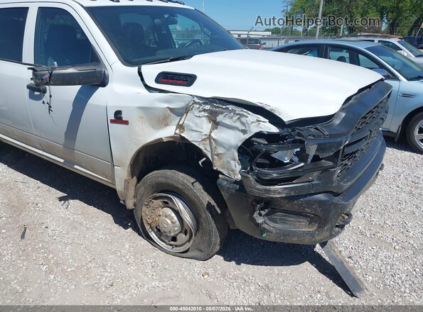 3C6UR5CL7RG234551 2024 RAM 2500 White Դիմացի տեսք