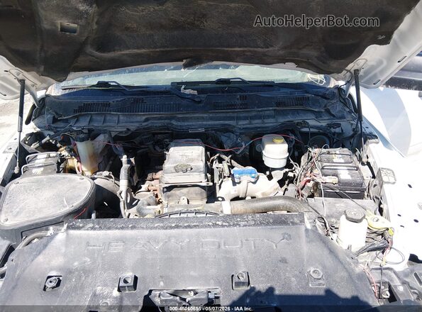 3C6UR5CL8GG268981 2016 RAM 2500 Белый Вид сзади