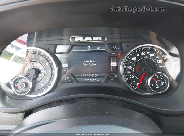 3C6UR5DJ3RG372343 2024 RAM 2500 Silver უკანა სავარძლების ხედი