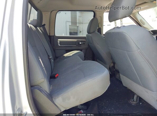 3C6UR5DL0GG182935 2016 RAM 2500 Silver VIN կոդի պիտակի տեսք