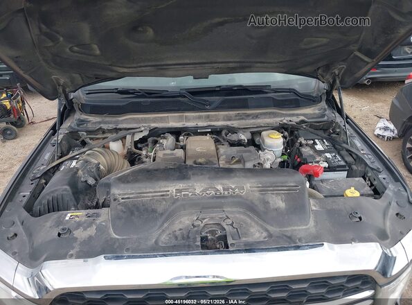 3C6UR5DL1RG338645 2024 RAM 2500 Серый Вид сзади