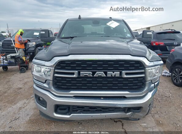 3C6UR5DL1RG338645 2024 RAM 2500 Серый Вид щитка приборов