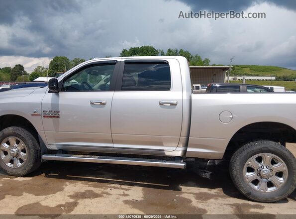 3C6UR5DL2GG103815 2016 RAM 2500 Silver Панорамний вид салону 360°