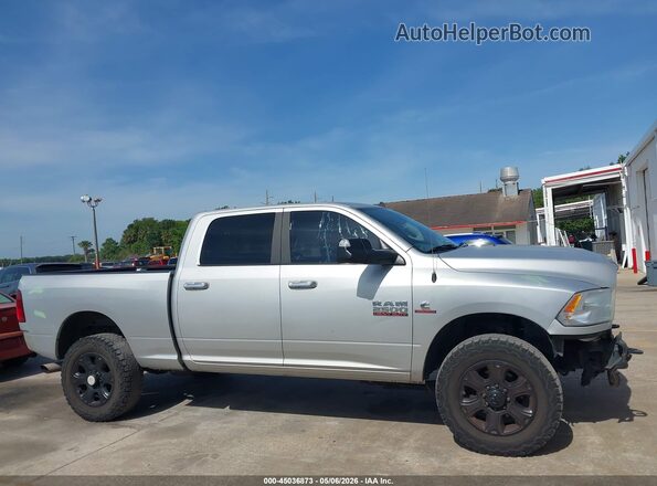 3C6UR5DL5HG756527 2017 RAM 2500 Silver Vista interior de 360 grados