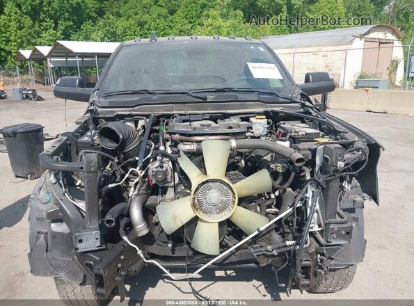 3C6UR5DL5NG224142 2022 RAM 2500 Gray Вид спереду
